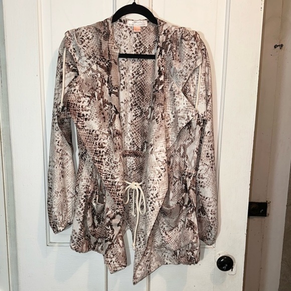 Band Of Gypsies Snakeskin Hooded Jacket - Picture 3 of 4